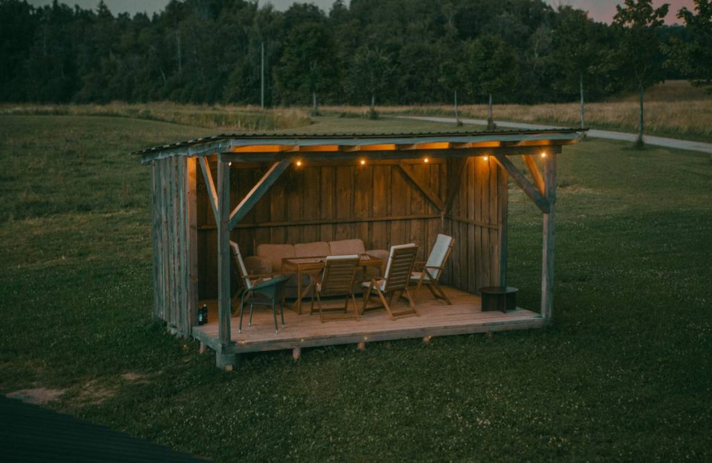 Pergola Patio Furniture: 7 Proven Tips to Avoid Costly Mistakes
